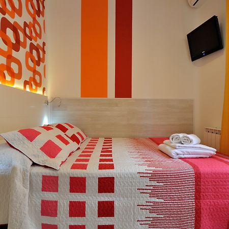Far Home Plaza Mayor Madrid Eksteriør bilde