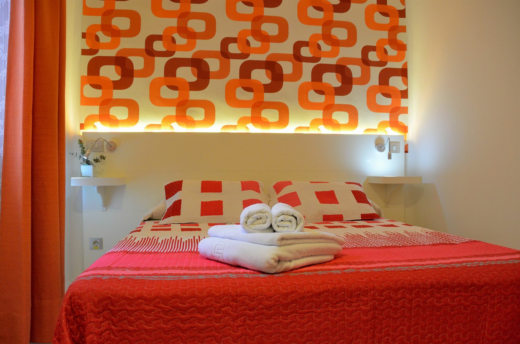 Far Home Plaza Mayor Madrid Eksteriør bilde